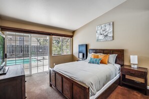 5 Schlafzimmer, Bügeleisen/Bügelbrett, kostenloses WLAN, Bettwäsche