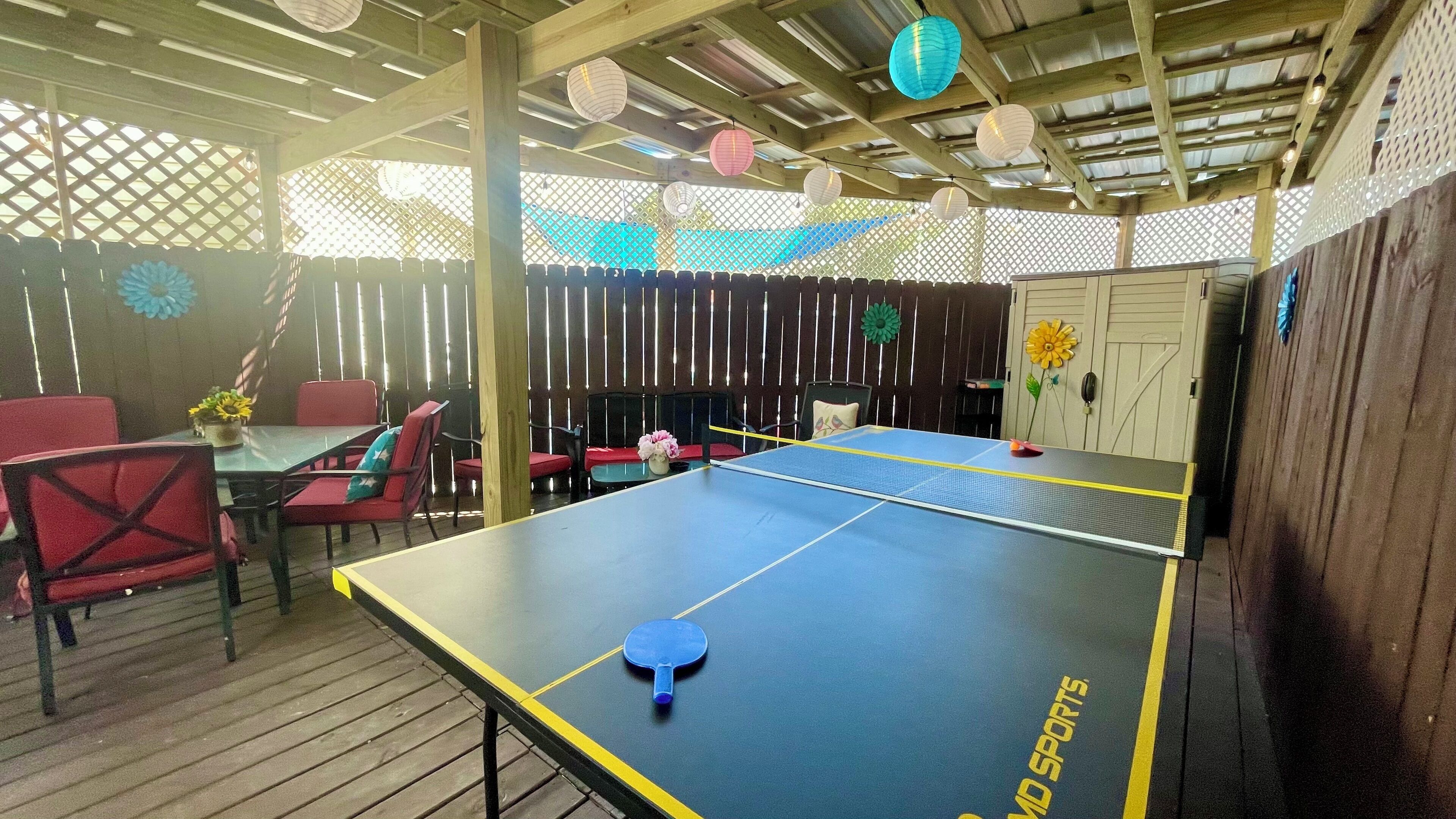 Game Ping-Pong, Violet Beach, Sleep 8, Egg Swings