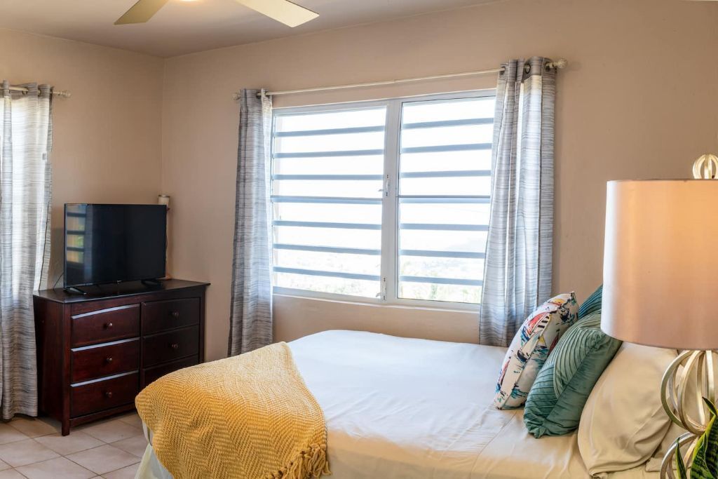 3 間睡房、熨斗/熨衫板、Wi-Fi、床單