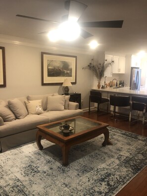 Smart TV, offices, computer monitors