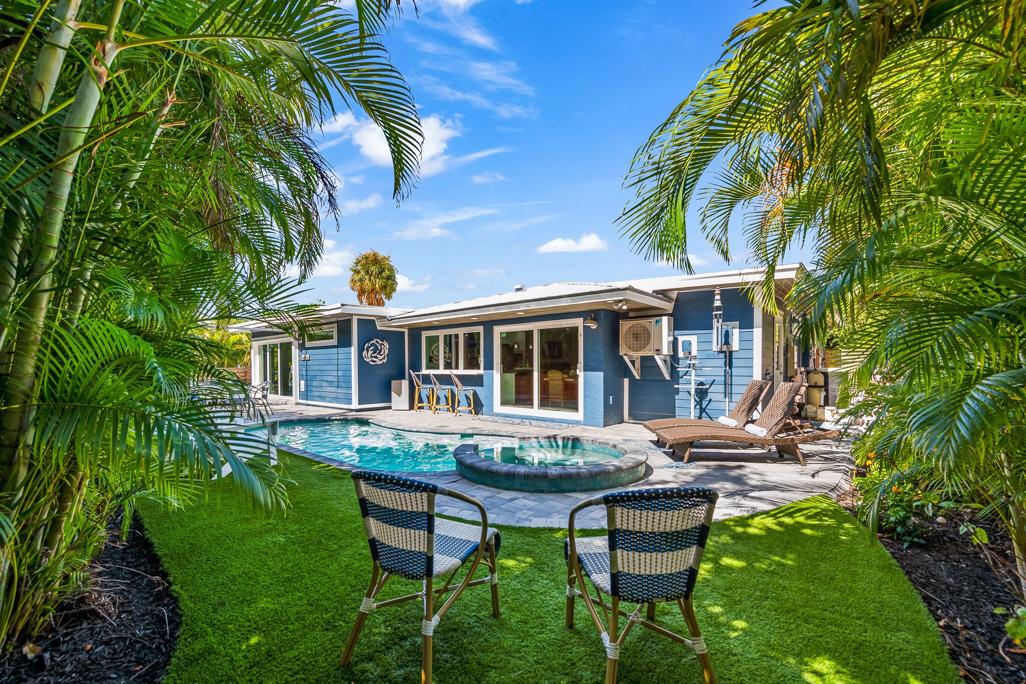 Duplex Near the Beach with Saltwater Pool with In-ground Spa - Blue Oasis East