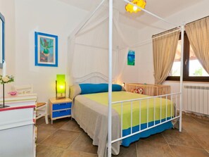 6 bedrooms, iron/ironing board, WiFi - Tenute Aversa by Interhome (Castellammare del Golfo)