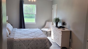 3 dormitoris, caixa forta a l'habitació i escriptori