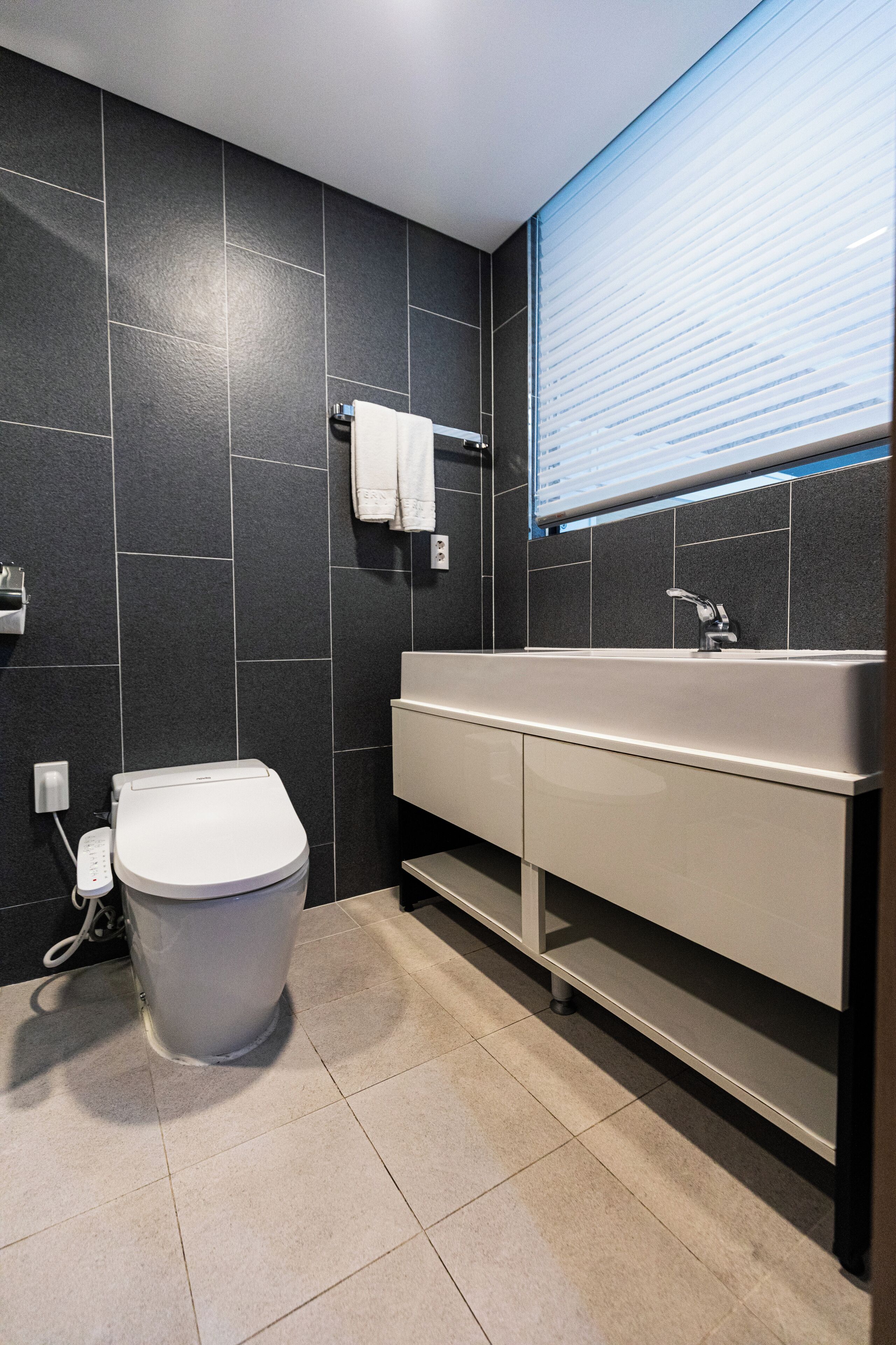 superior double(no view) | bathroom | shower, hair dryer, slippers, bidet