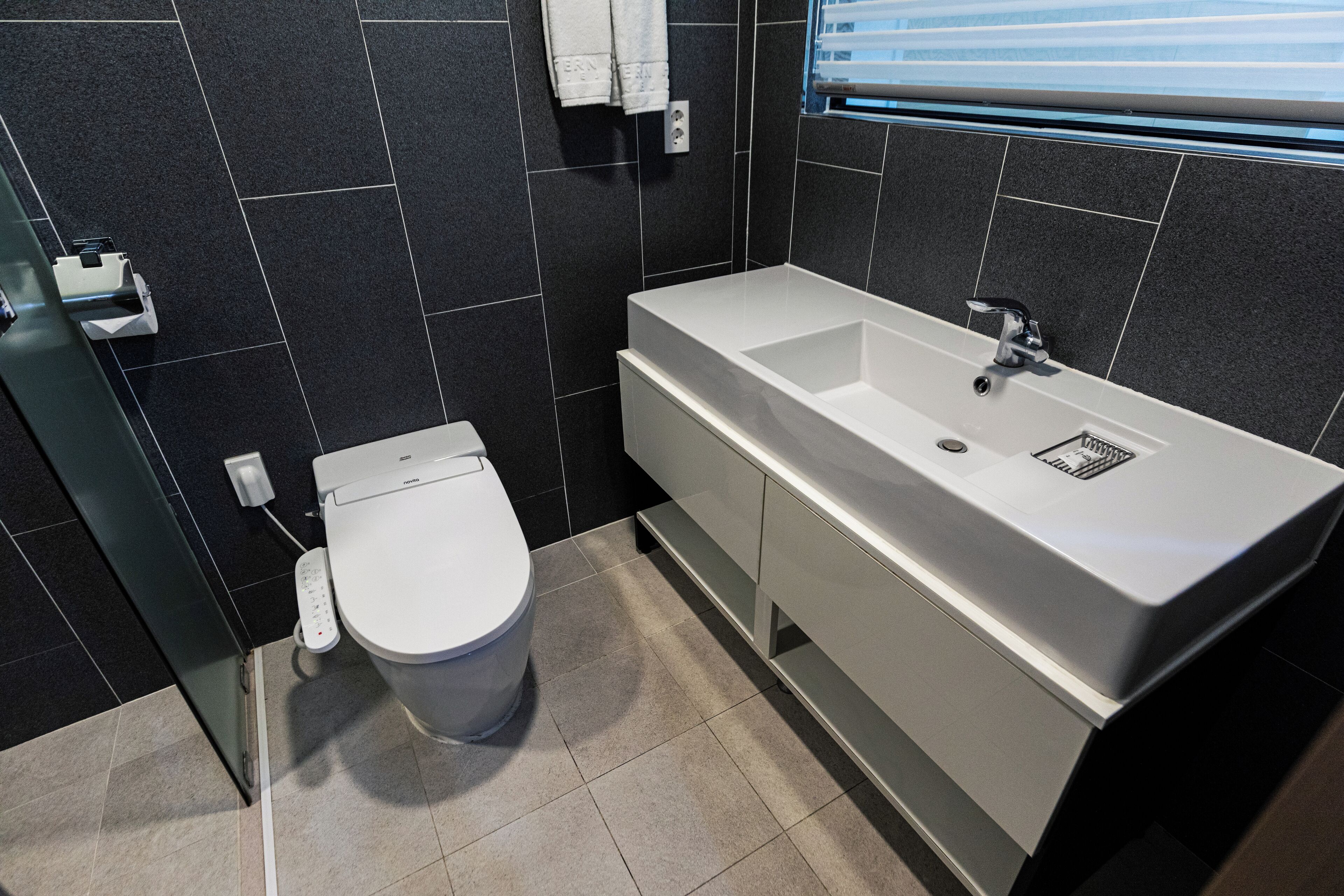standard twin(no view) | bathroom | shower, hair dryer, slippers, bidet