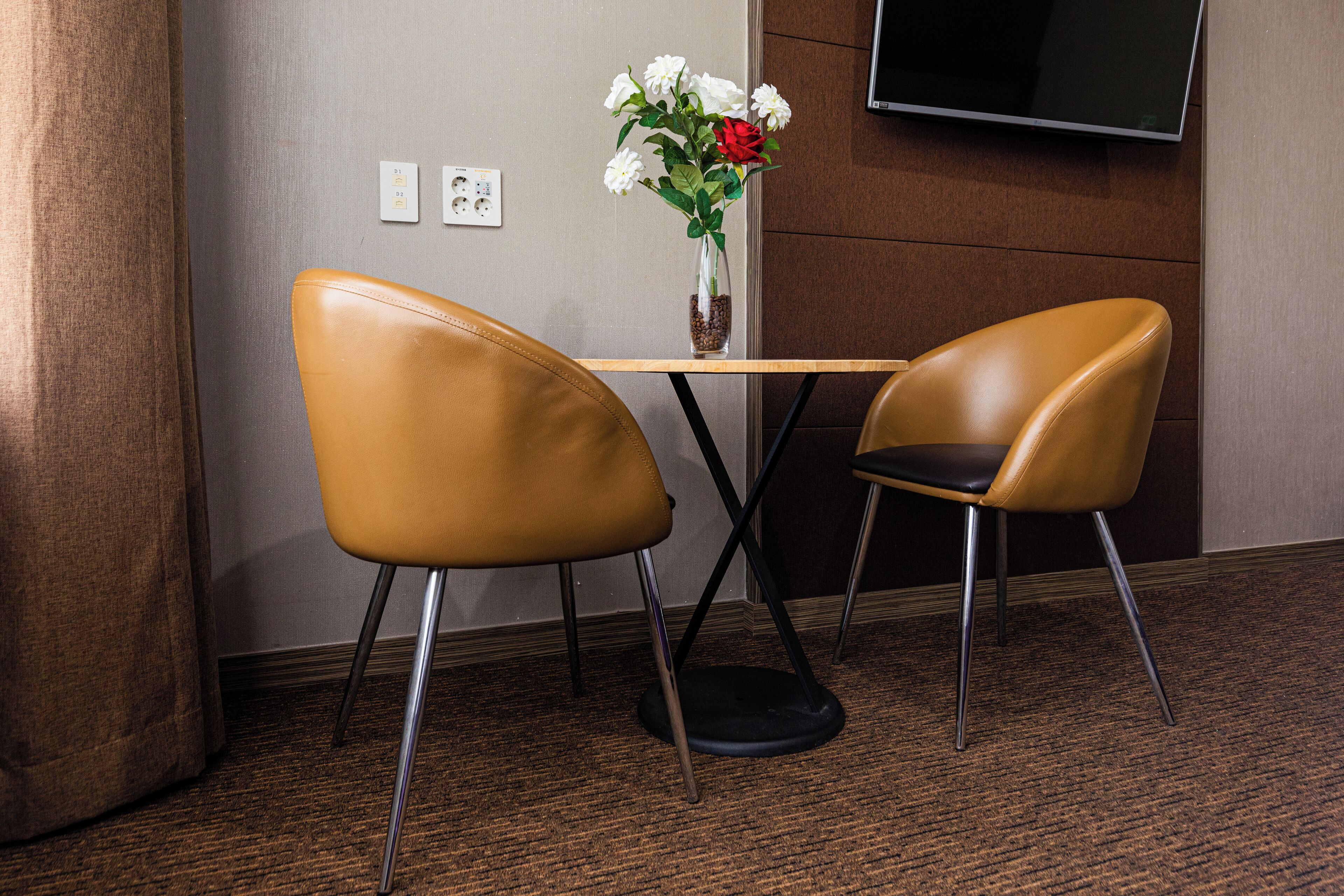 deluxe family twin(city view) | 1 bedroom, blackout curtains, soundproofing, iron/ironing board