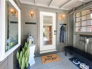 Interior - Bungalow on Crowe | 2 Bed, 3 Bath (Highlands)