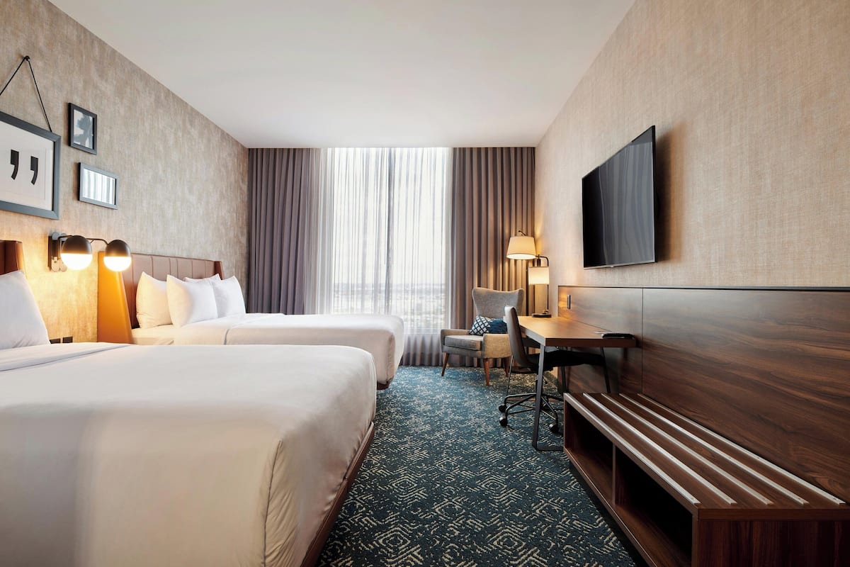 Traditional Room, 2 Queen Beds, Non Smoking