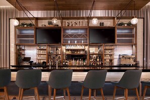 Bar (en la propiedad)