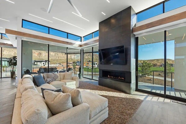 TV, fireplace, stereo