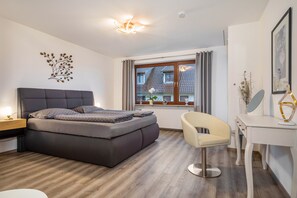 2 habitaciones, tabla de planchar con plancha y wifi gratis