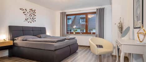 1 chambre, fer et planche Ă repasser, Wi-Fi gratuit, draps fournis