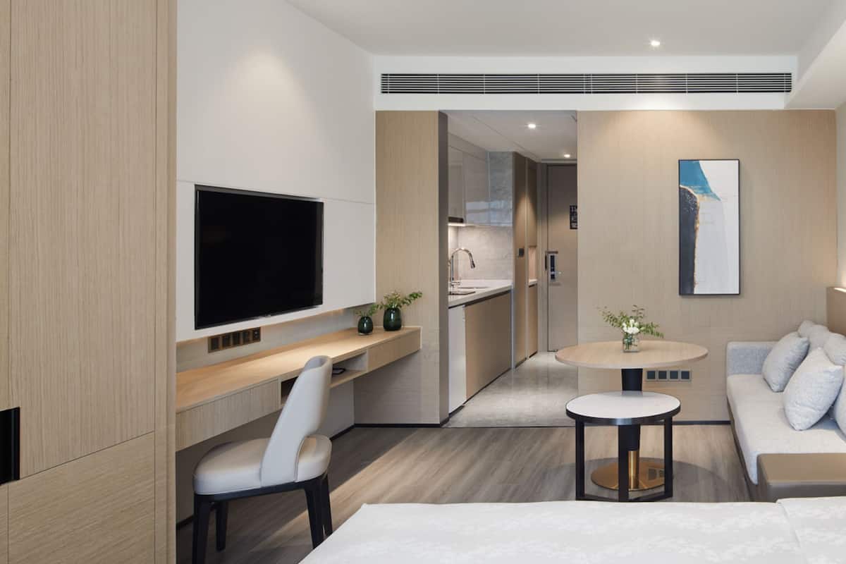 Classic-Doppelzimmer | 2 Schlafzimmer, Schreibtisch, laptopgeeigneter Arbeitsplatz