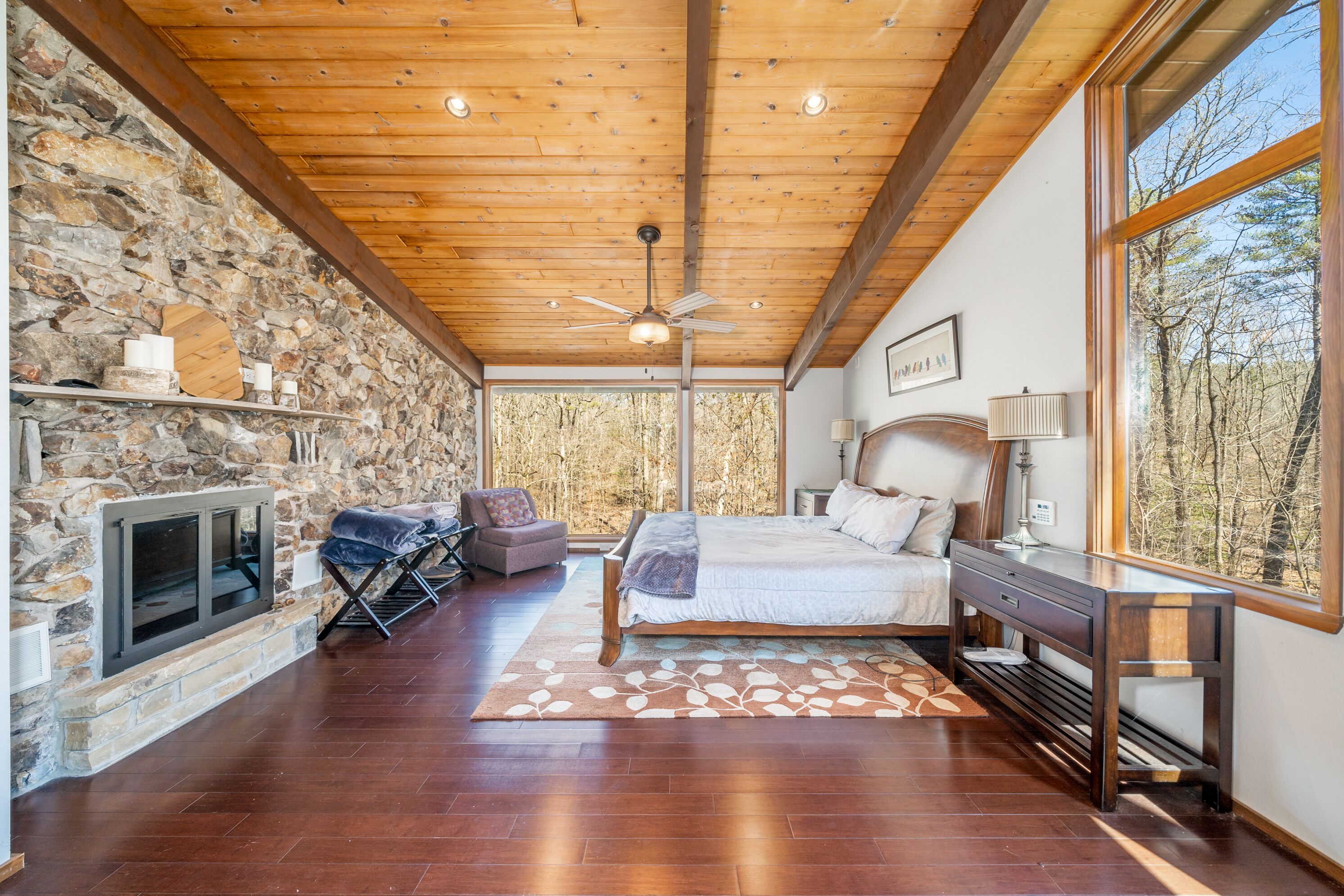 Meyers Creek Retreat! Secluded Luxury, 40 Acres, Pond, Meadows, Timber & Creeks