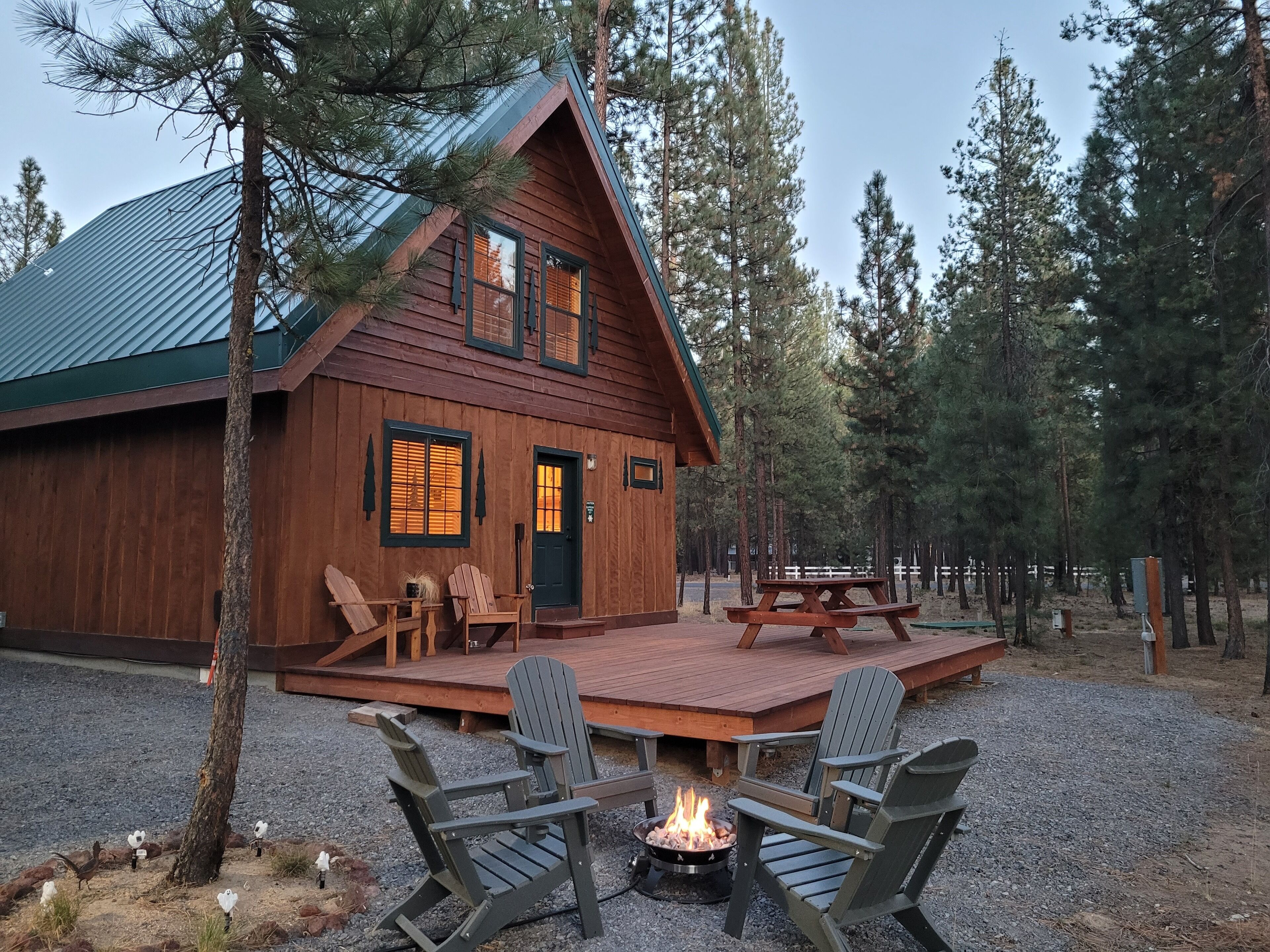 Cozy Cabin, Near Forested OHV Trails, Treager BBQ & Fireplace