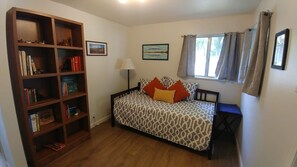 2 bedrooms, desk, iron/ironing board, travel crib
