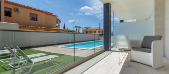 Studio "Residence Meridian Unità 2" met Uitzicht op de Bergen, Zwembad & WiFi