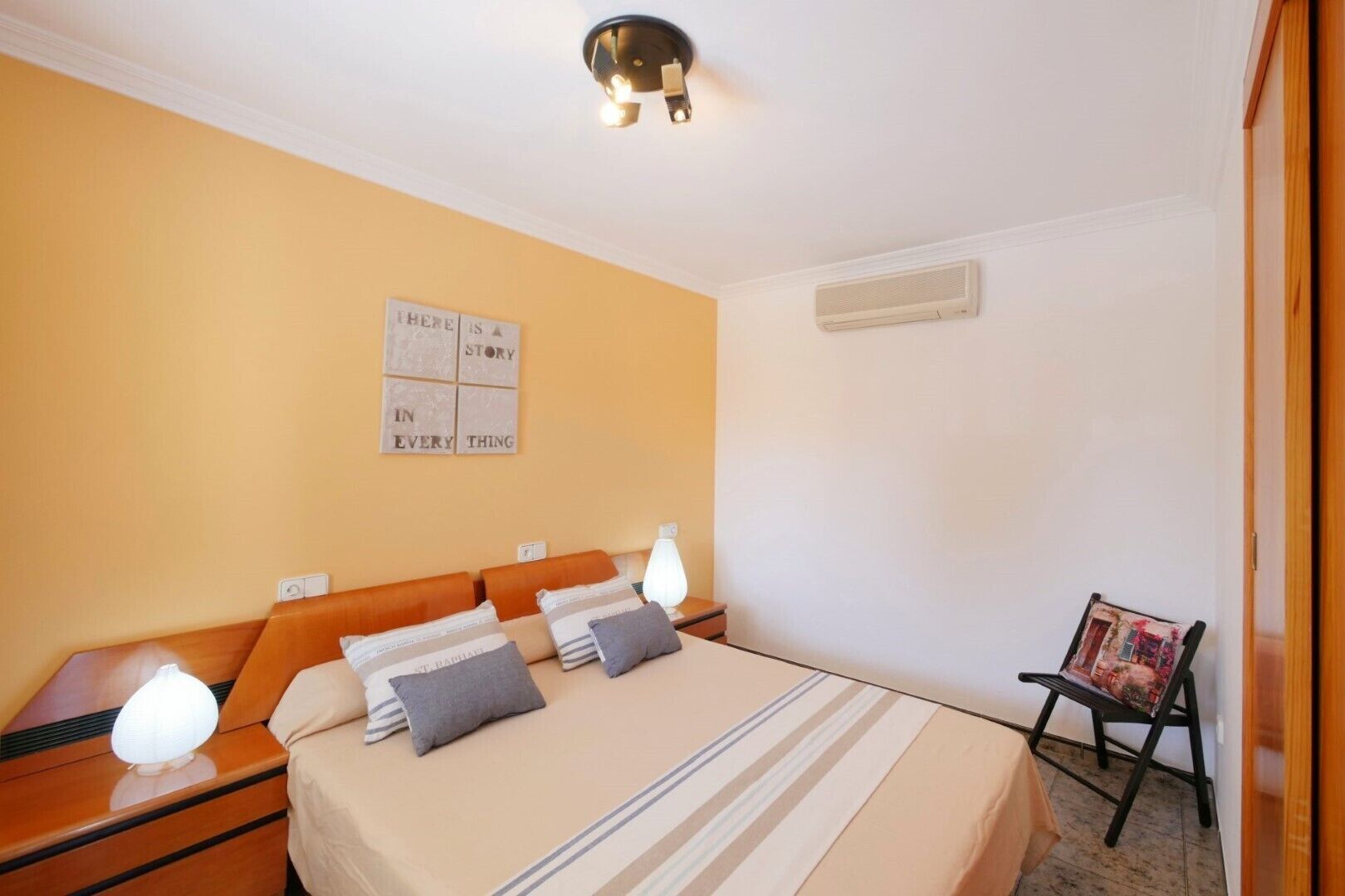 3 bedrooms, iron/ironing board, free WiFi, bed sheets