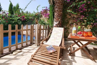 Casa Can Teresa con piscina, Wi-Fi, aire acondicionado y terraza