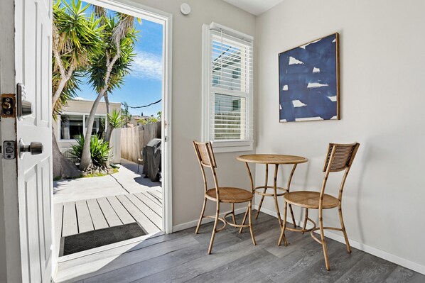 Outdoor dining