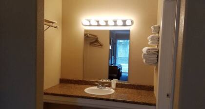 Unity Lodge Suite 11