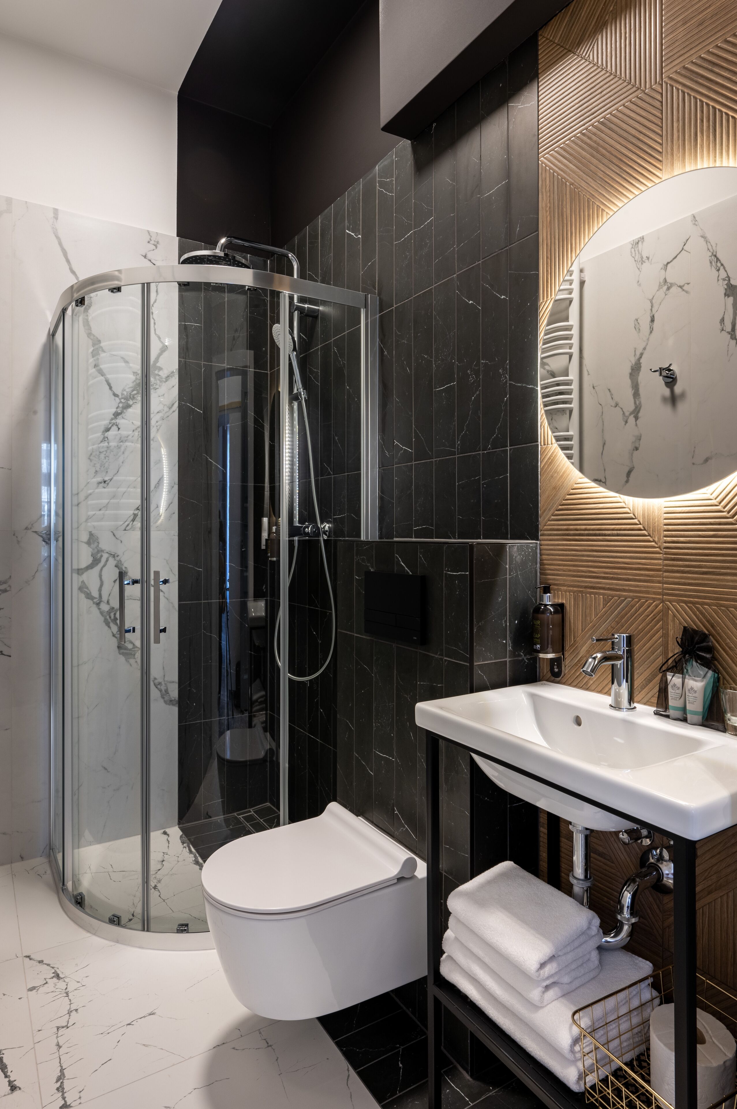 hair dryer, towels, soap, shampoo