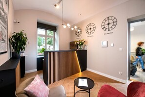 Reception - MR67 Mayera Rapaporta  (Kraków)