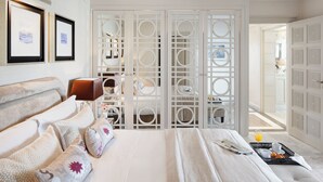Suite Confort, 3 habitaciones, vistas a la piscina