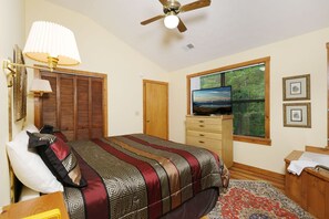 2 bedrooms, internet, bed sheets