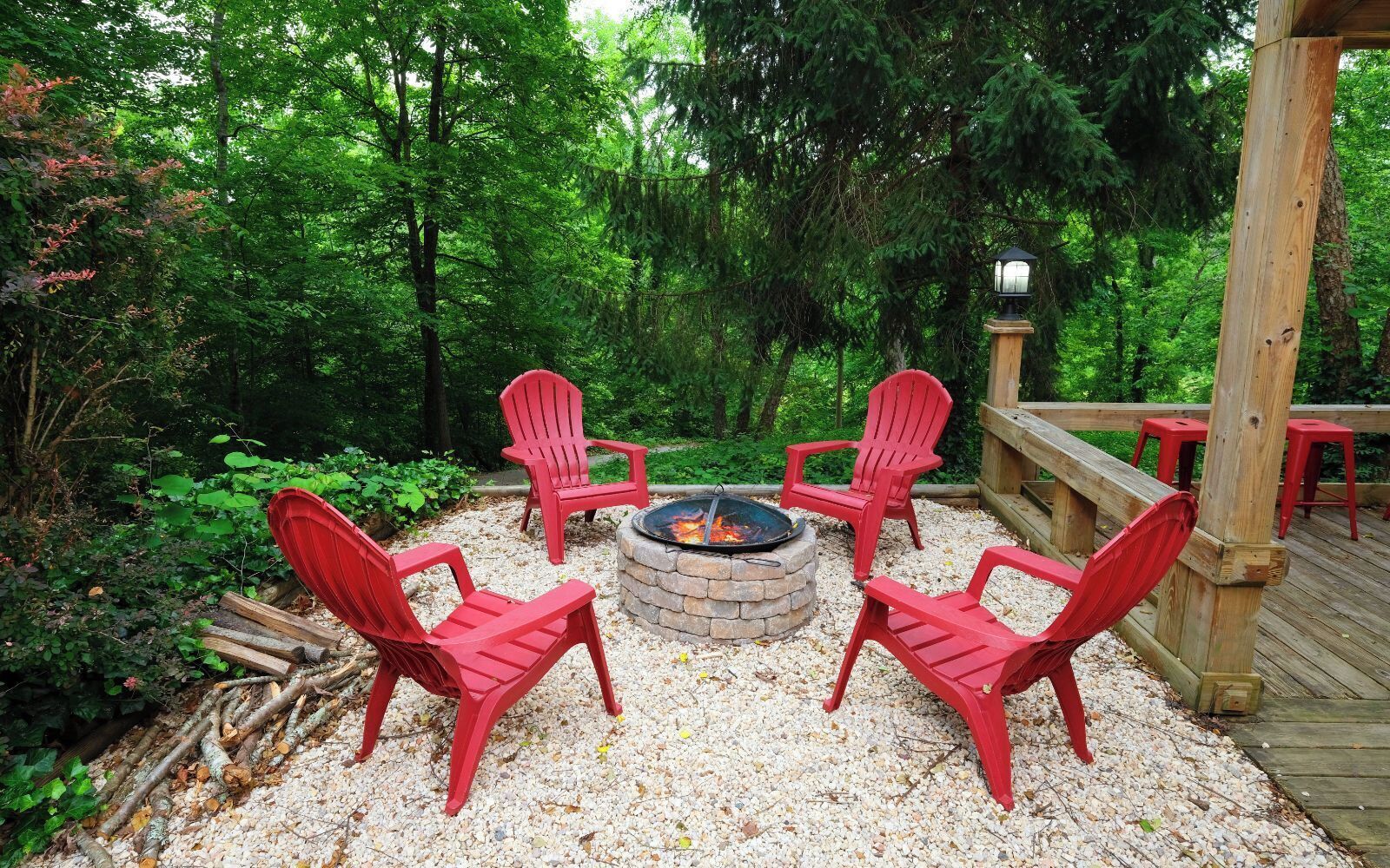 Whiskey Ridge - Pet-friendly, Game Tables ,Wi-Fi, Firepit, Rocking Chairs