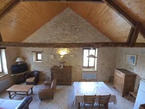 TV - Countryside house with wifi near Thenon, 3 bedrooms (Azerat)