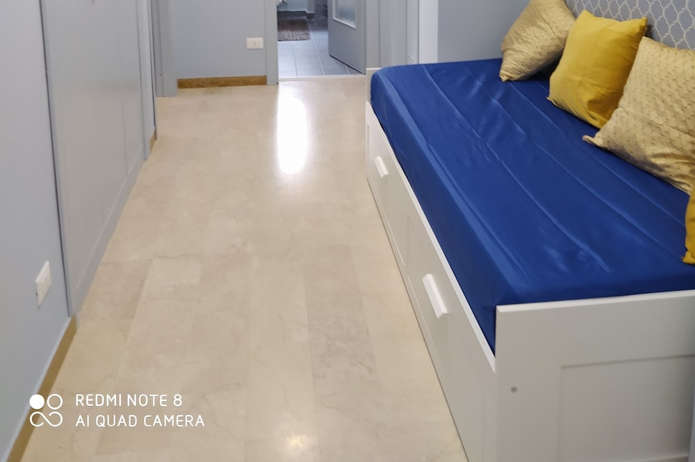 Brand new two-room apartments in the center, a stone's throw from the sea