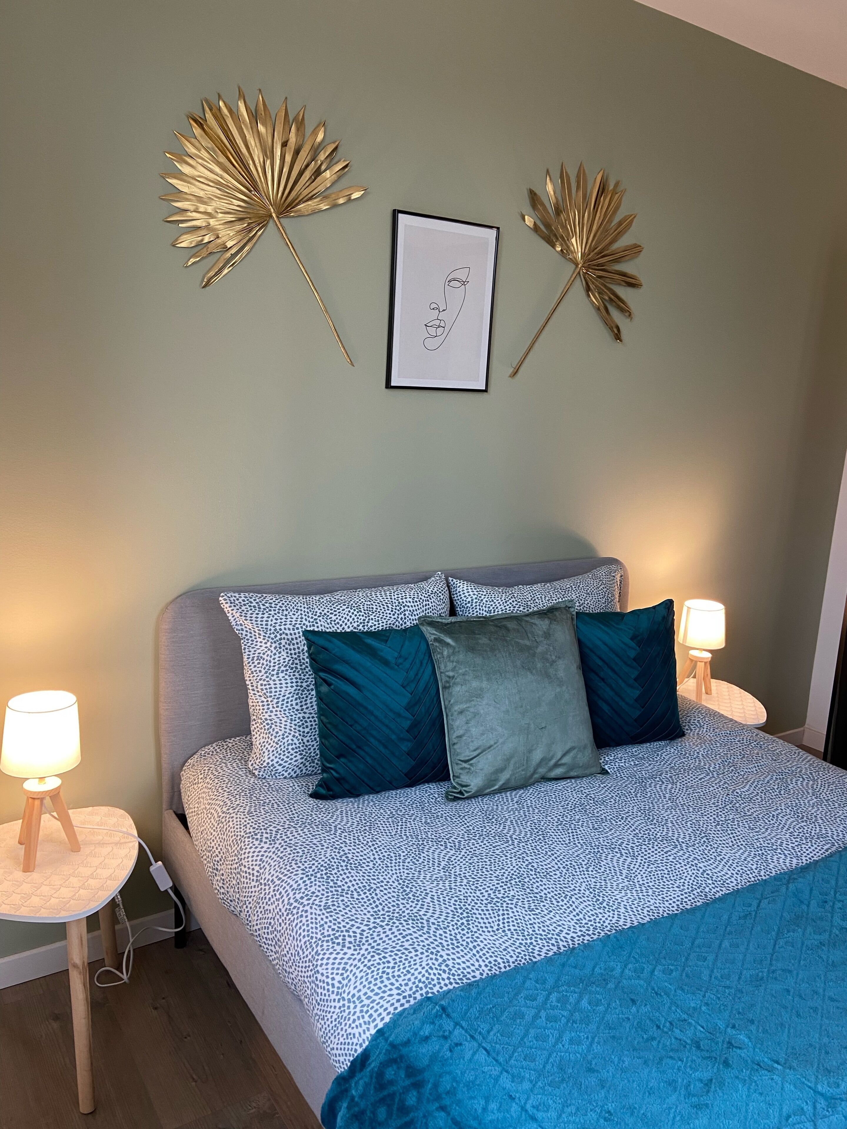 2 chambres, fer et planche à repasser, Wi-Fi gratuit, draps fournis