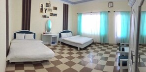 Minibar, escritorio, wifi gratis y ropa de cama 