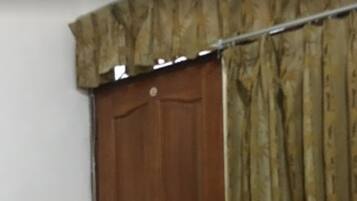 Deluxe Room | Free WiFi, bed sheets