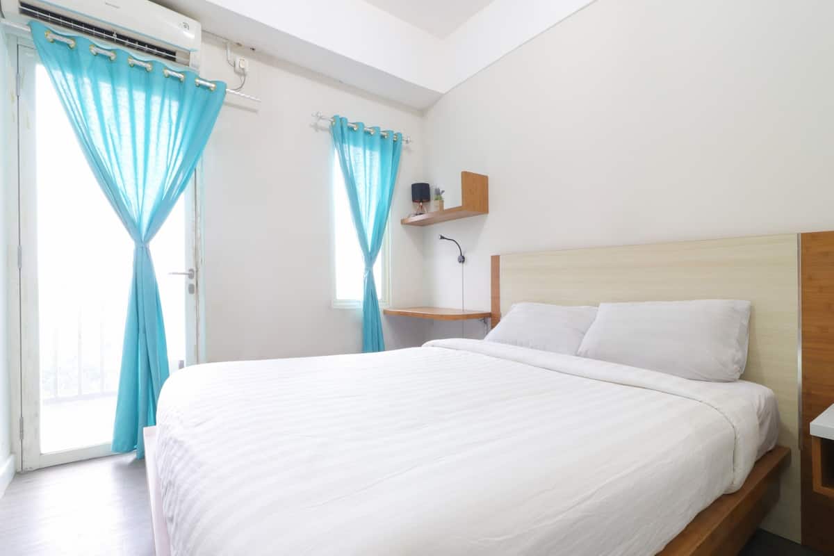 Studio | Desk, free WiFi, bed sheets
