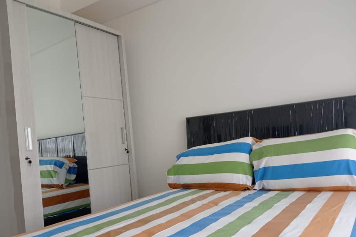 1 kamar tidur, meja kerja, Wi-Fi gratis, dan seprai linen