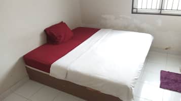 Desk, free WiFi, bed sheets