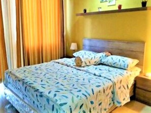 Studio | Desk, free WiFi - Bogor Icon Apartment by Kamara Rooms (Bogor)