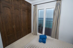 3 bedrooms, iron/ironing board, free WiFi, bed sheets - CARABEO 60 2B MENYBER (Nerja)