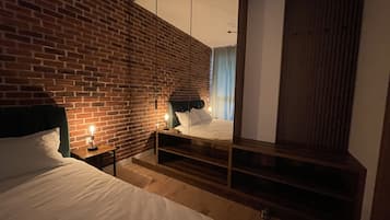 Căn hộ phong cách cổ điển | 1 phòng ngủ, trang trí khác biệt