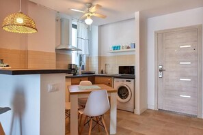Executive Apartment | Private kitchen