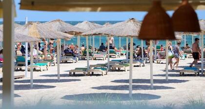 Seaside Mamaia