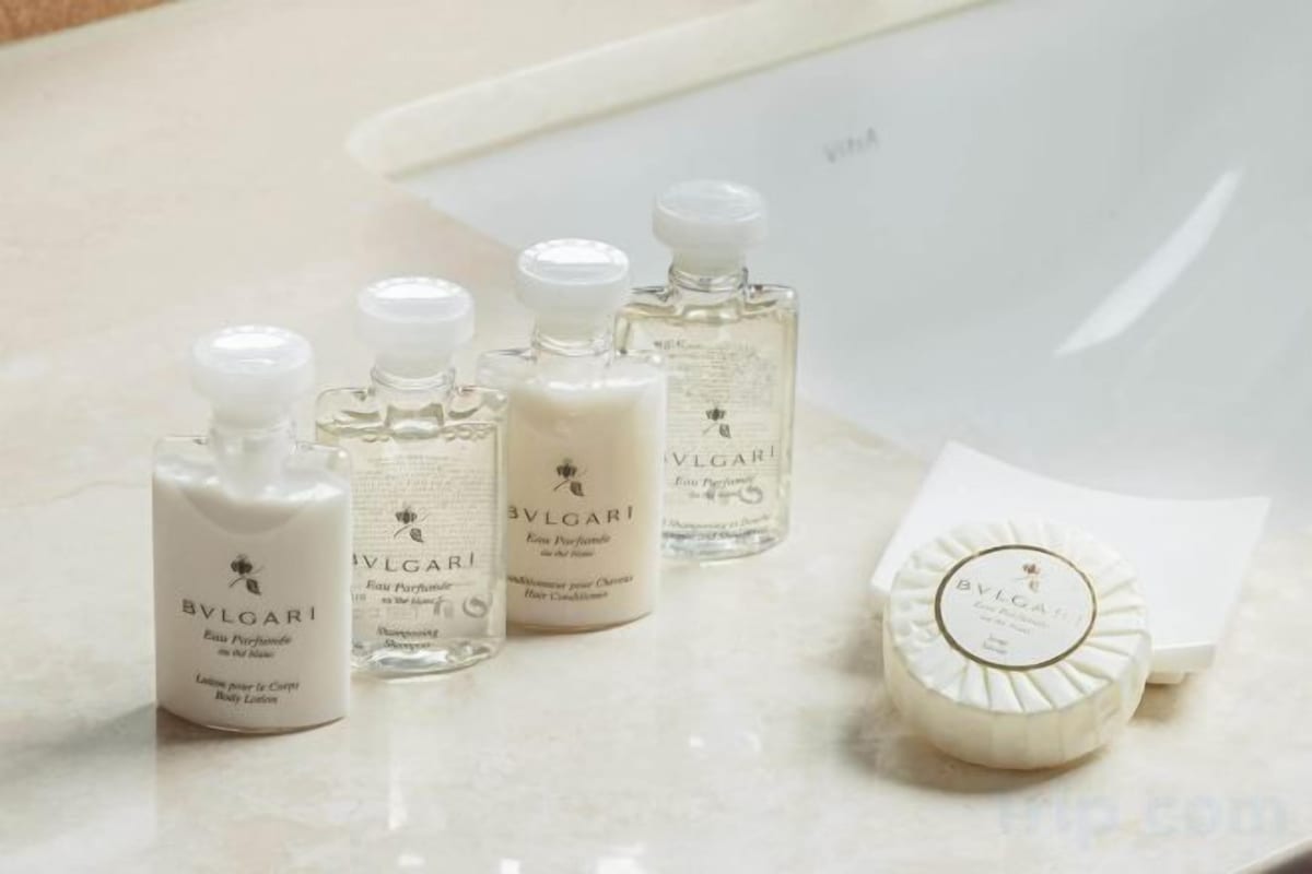 Bathroom amenities