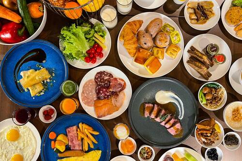 Daily local cuisine breakfast for a fee