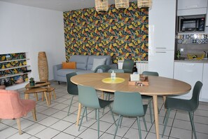 Smart TV, offices - Gîte la bassurelle 3 stars (Étaples)