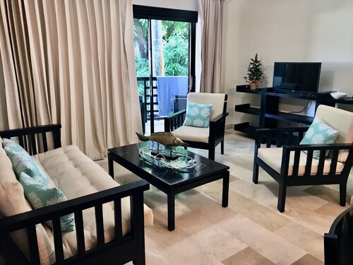 Luxury All Inclusive Vacation at  Can $ 130.00  per person per day !! 