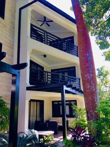 Luxury All Inclusive Vacation at  Can $ 130.00  per person per day !! 