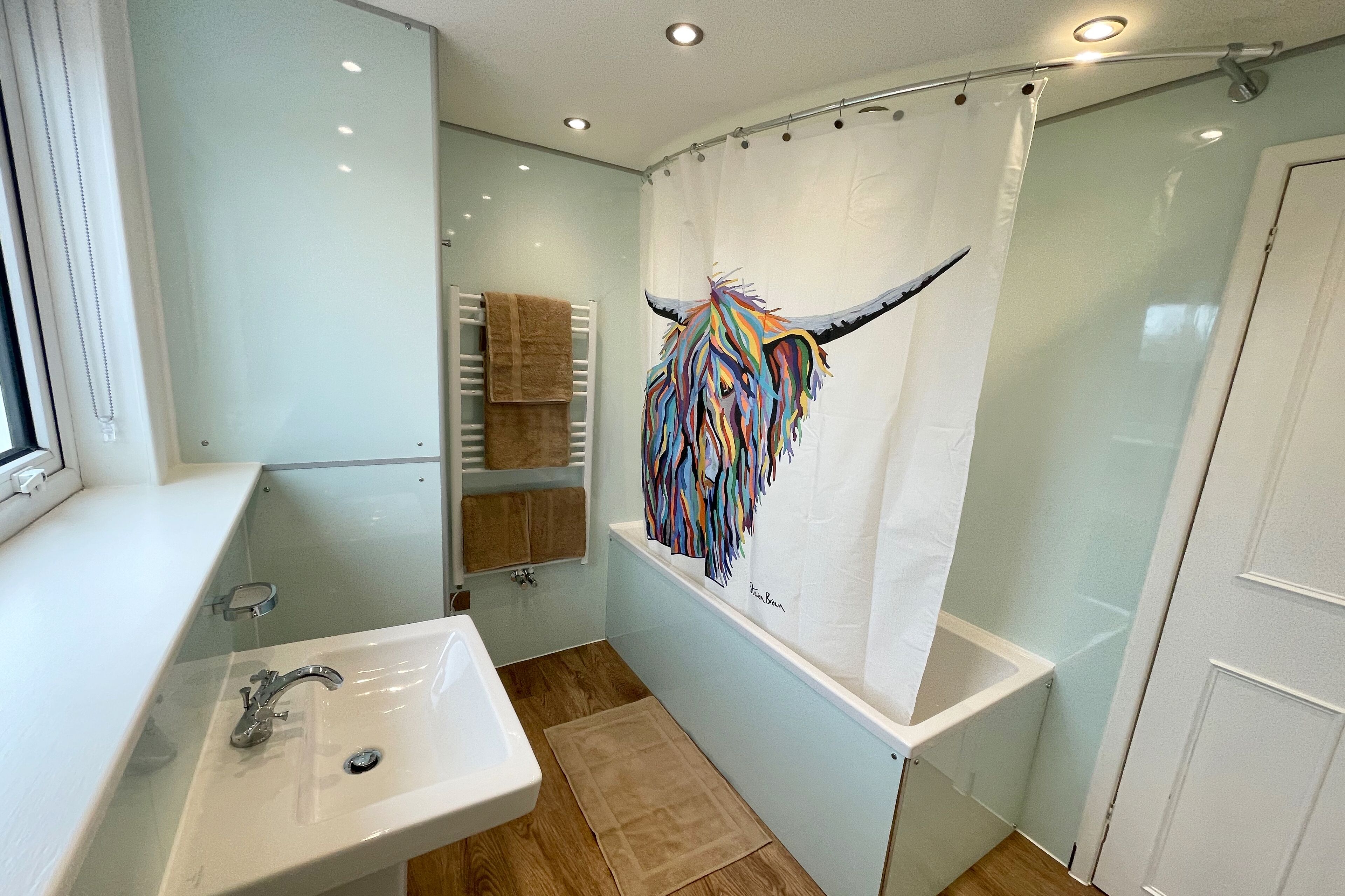 Shepherd Moon - Sea View Cottage near NC500