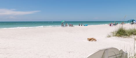 Una playa cerca